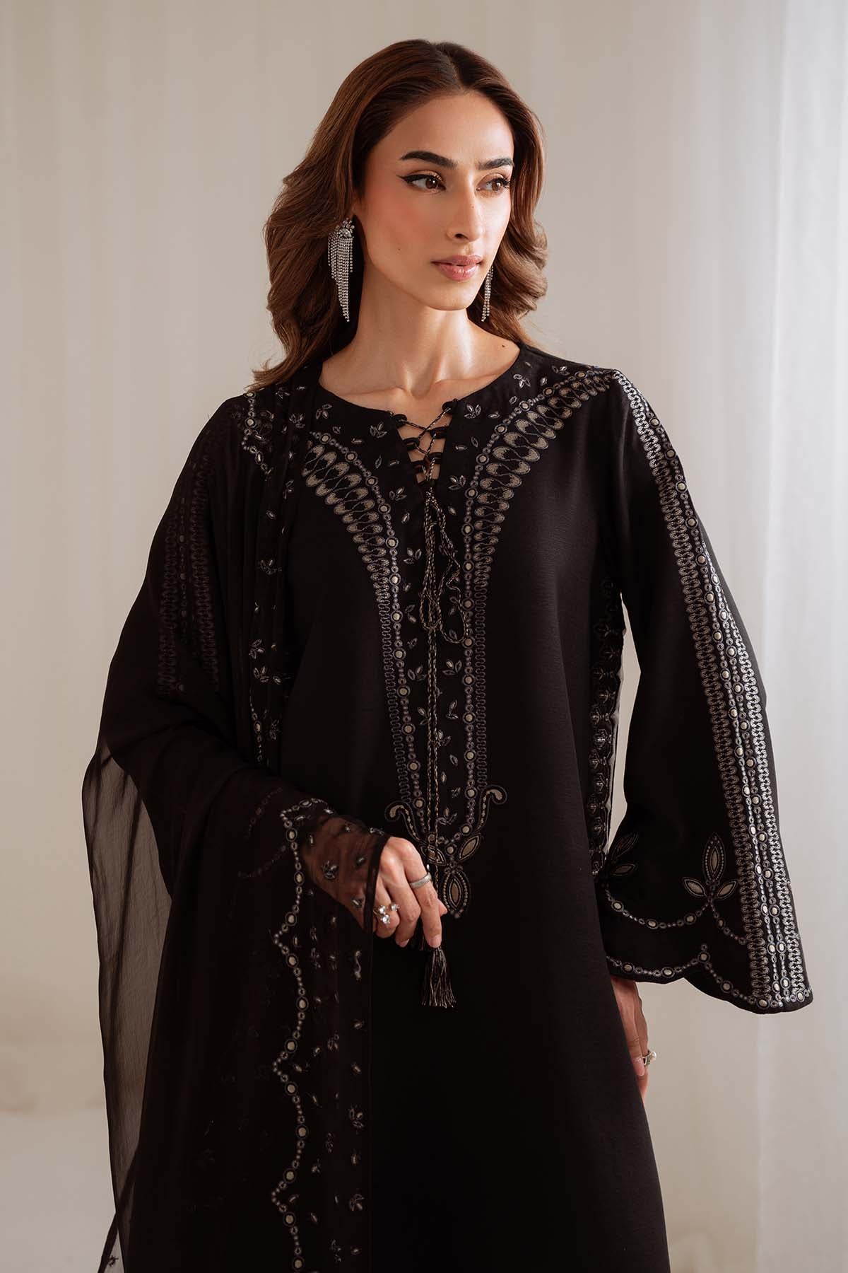 NP-689 | Shades Of Winter | Nureh