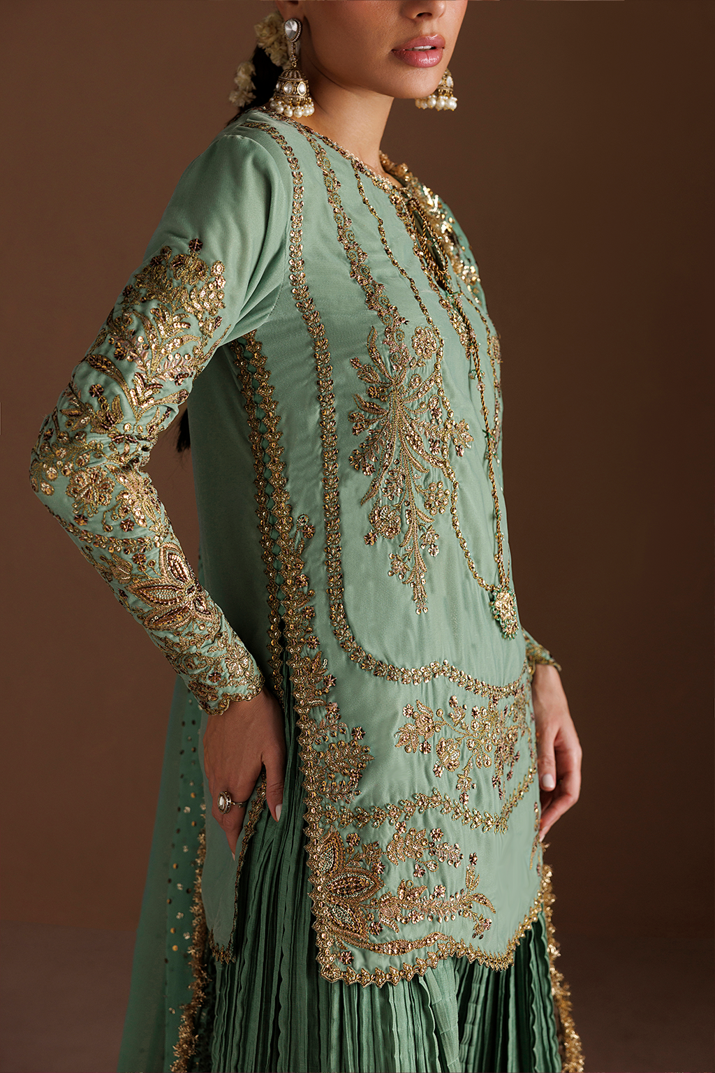 IV-87 Embroidered Velvet | VELVET 26 | IZNIK