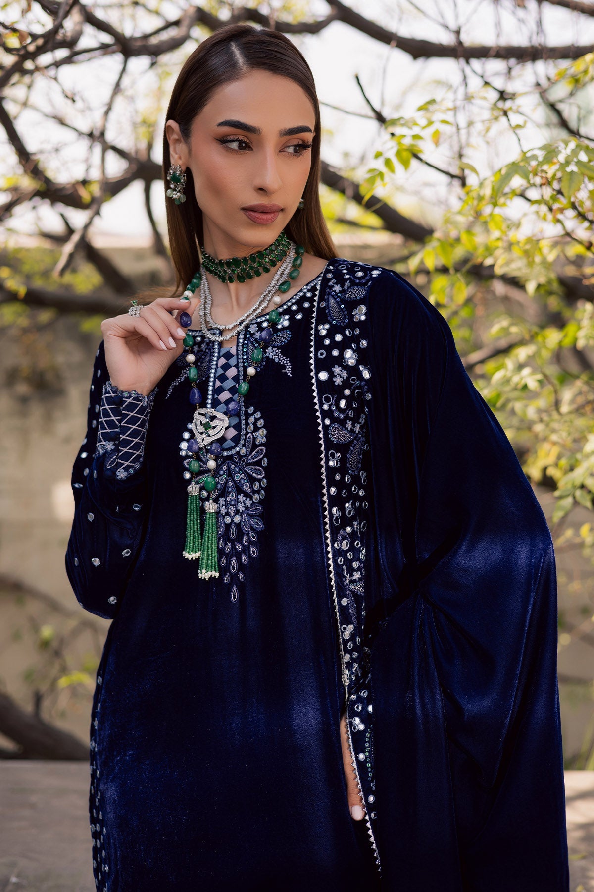 NW-121 | MAYA VELVET | NUREH