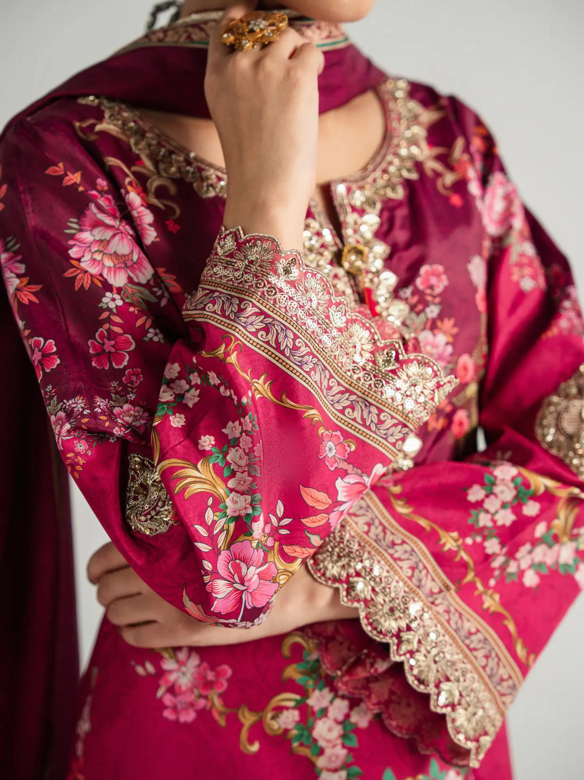Garnet Garden | AIRA PRINTED SILK | GULAAL Free Shipping to UK/USA/UAE Kapraye