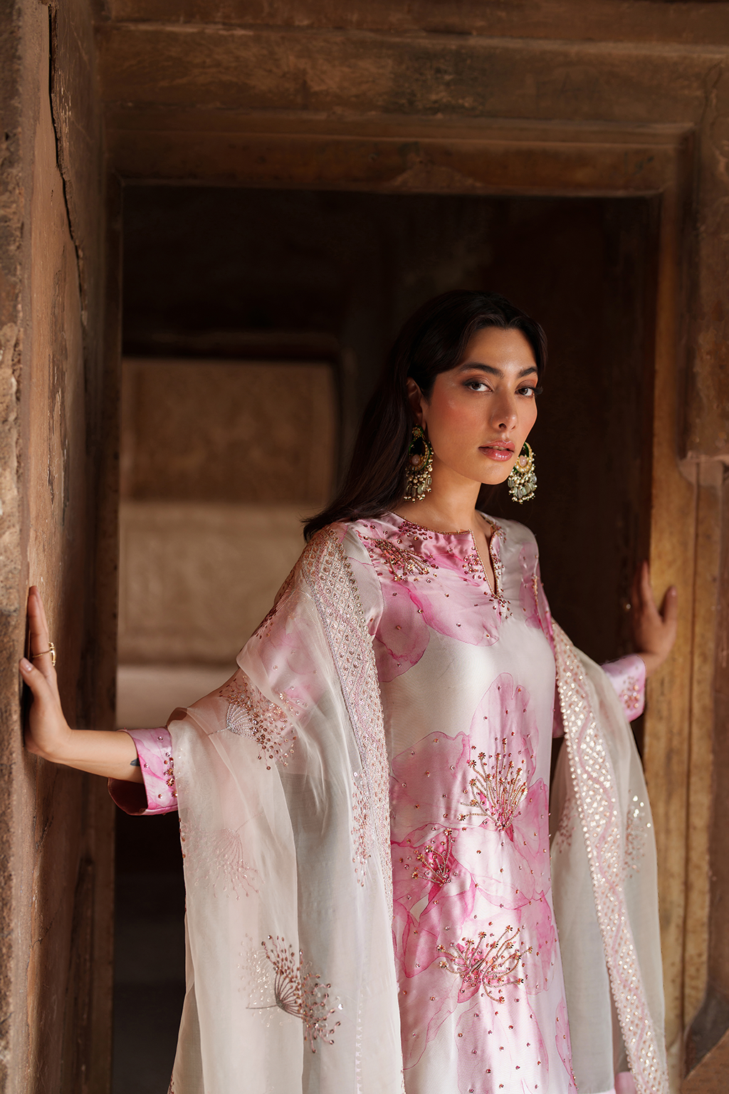 UE-547 Printed Charmeuse | Printed Formals | IZNIK