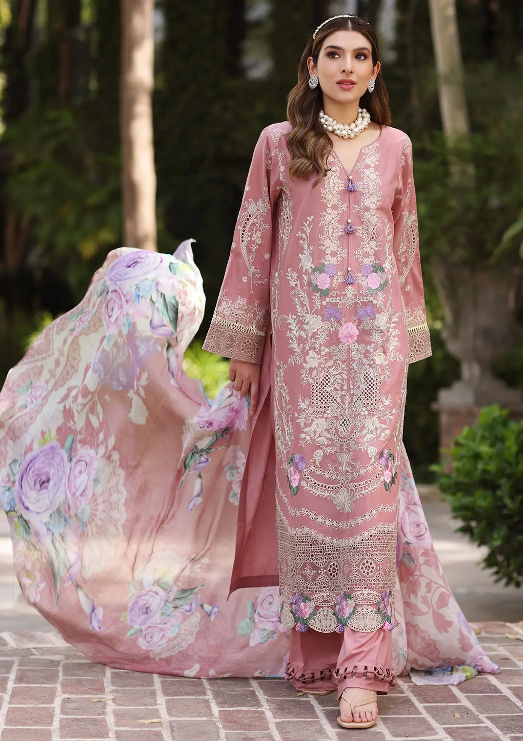 ECF-11B GISELLE || ELAF Festive Chikankari 2023 Vol II || Elaf Premium in UK USA UAE online kapraye.com