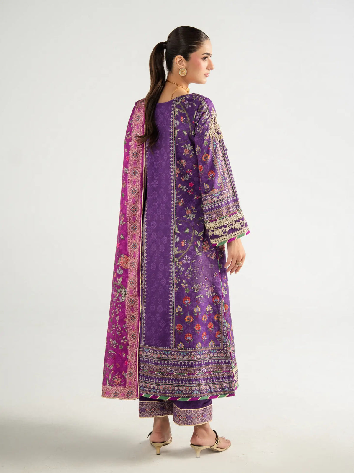 Plum Noir | AIRA PRINTED SILK | GULAAL Free Shipping to UK/USA/UAE Kapraye