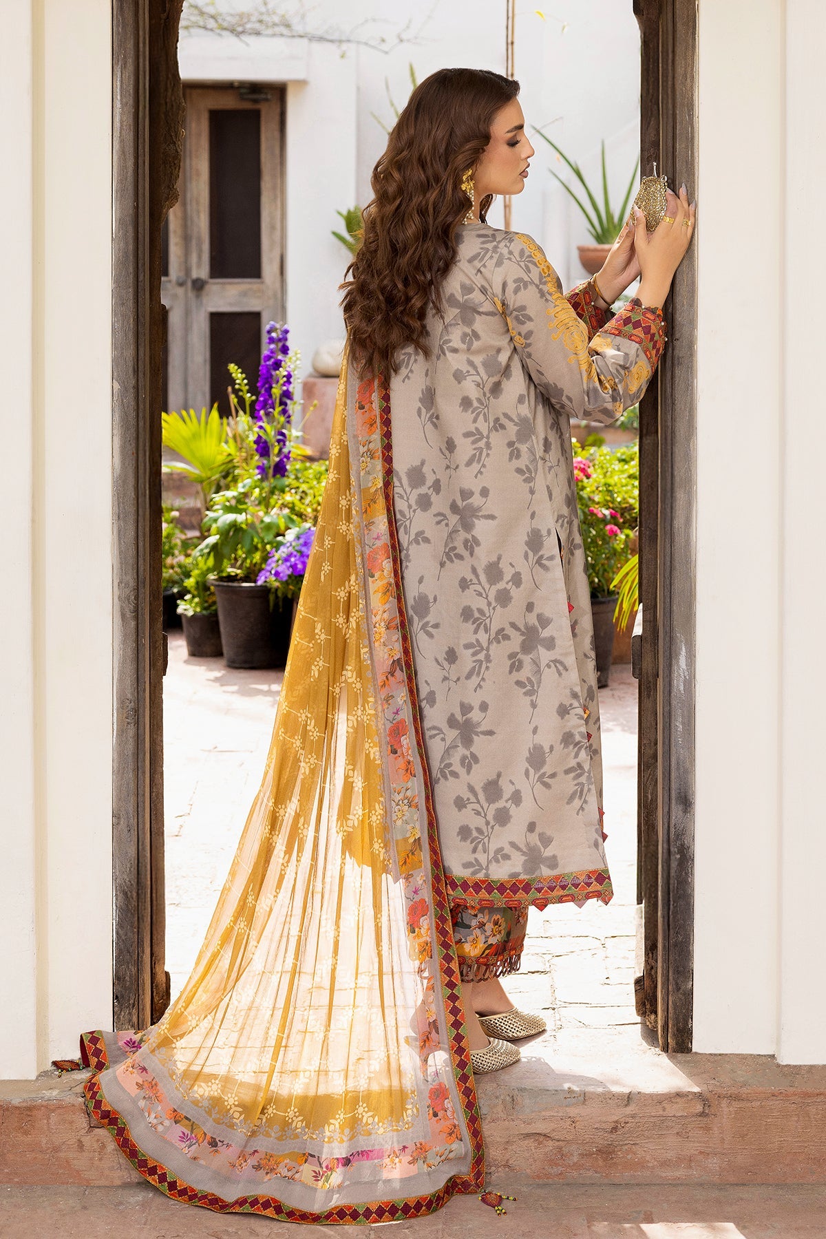 CAD6-02 | ANDAAZ Vol 1 2026 | CHARIZMA