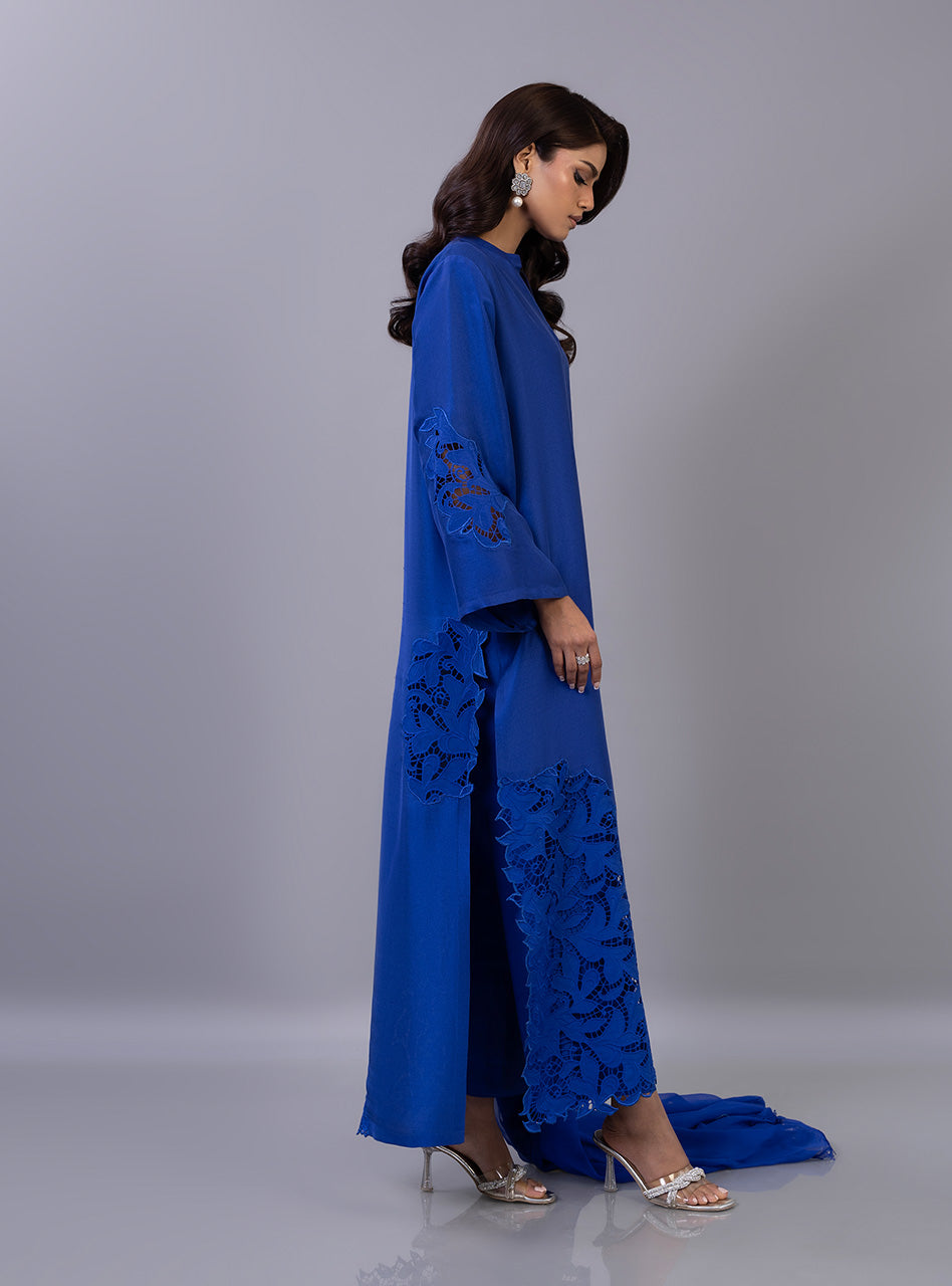 Cobalt Luxe | RAMADAN EDIT | ZAINAB CHOTTANI