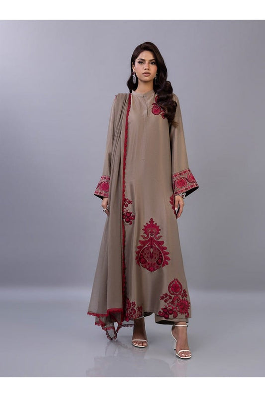 Taupe Royale | RAMADAN EDIT | ZAINAB CHOTTANI