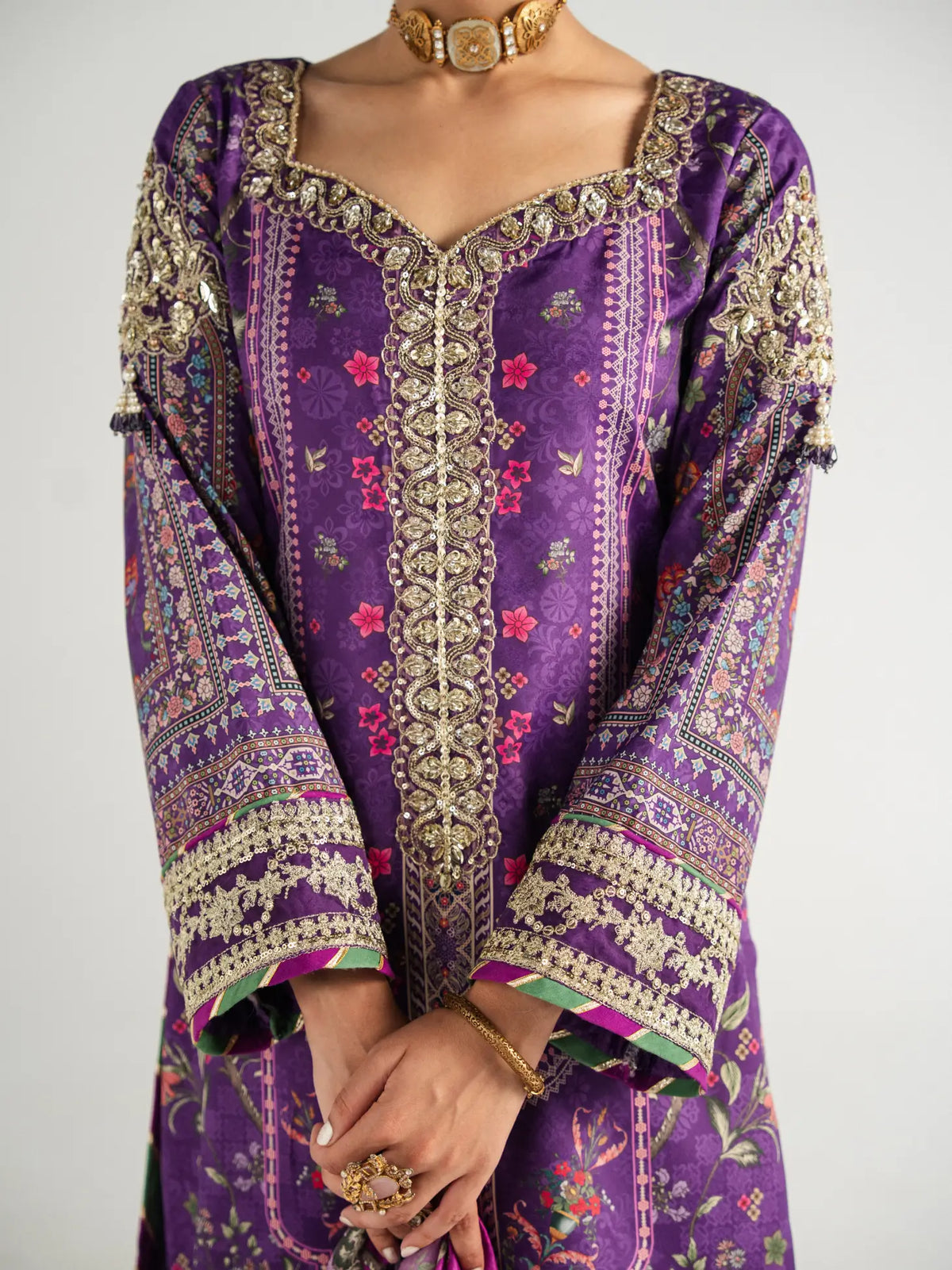 Plum Noir | AIRA PRINTED SILK | GULAAL Free Shipping to UK/USA/UAE Kapraye