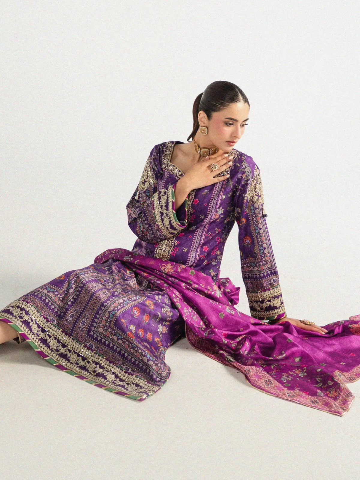Plum Noir | AIRA PRINTED SILK | GULAAL Free Shipping to UK/USA/UAE Kapraye