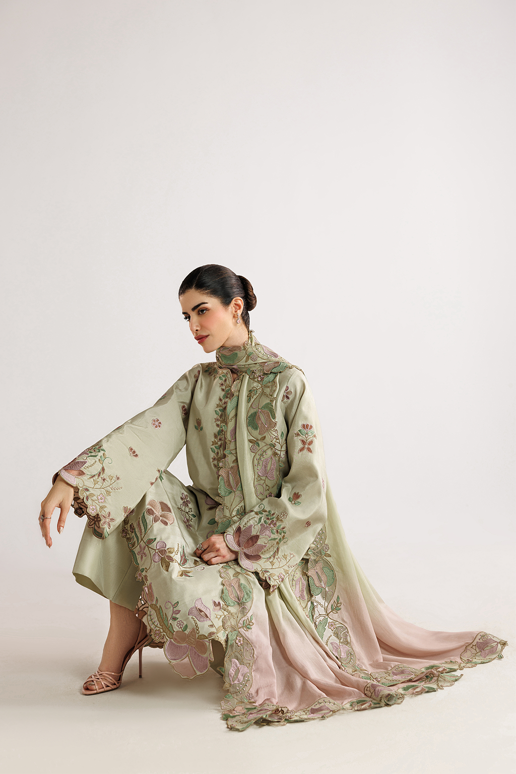 UE-649 Ramen Silk | Eid Luxe | Iznik