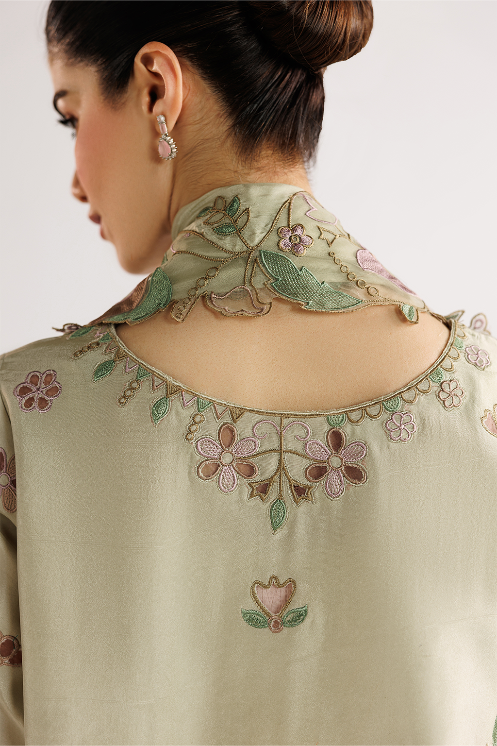 UE-649 Ramen Silk | Eid Luxe | Iznik