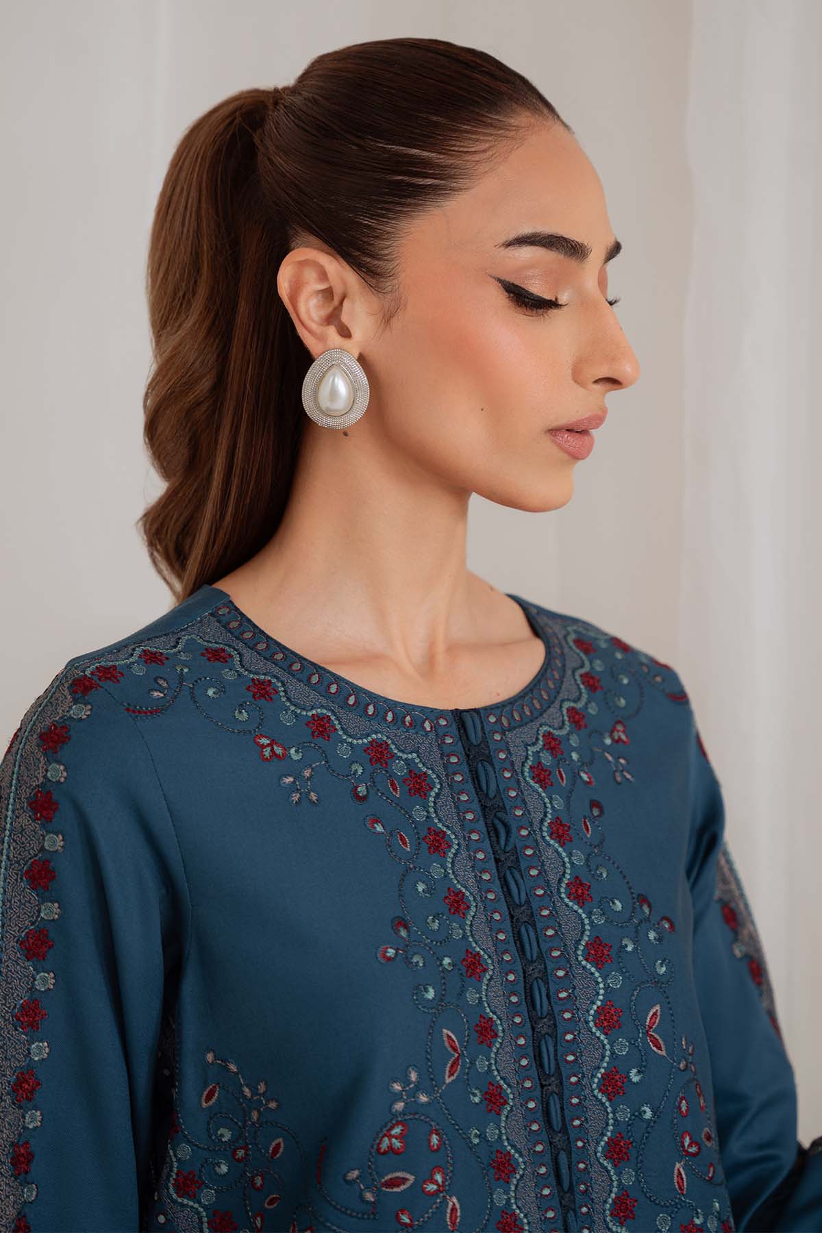 NP-685 | Shades Of Winter | Nureh