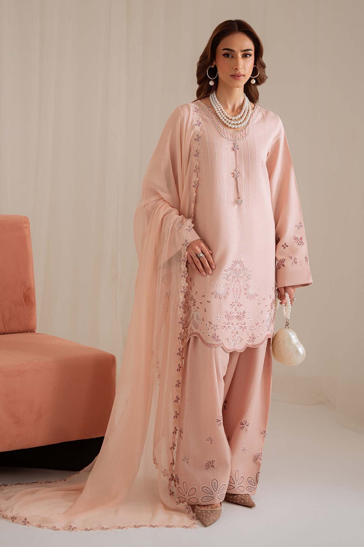 NP-684 | Shades Of Winter | Nureh