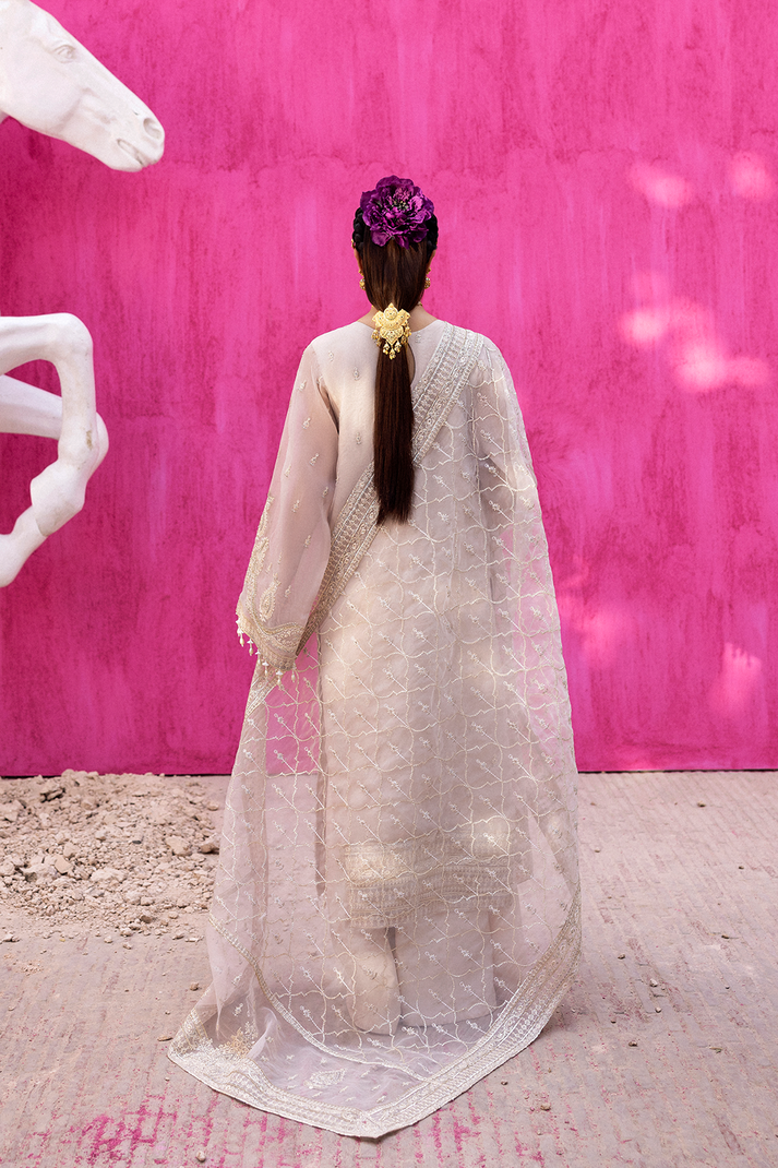 LUMESSE | THE EMPRESS WEDDING FORMALS | EMAAN ADEEL