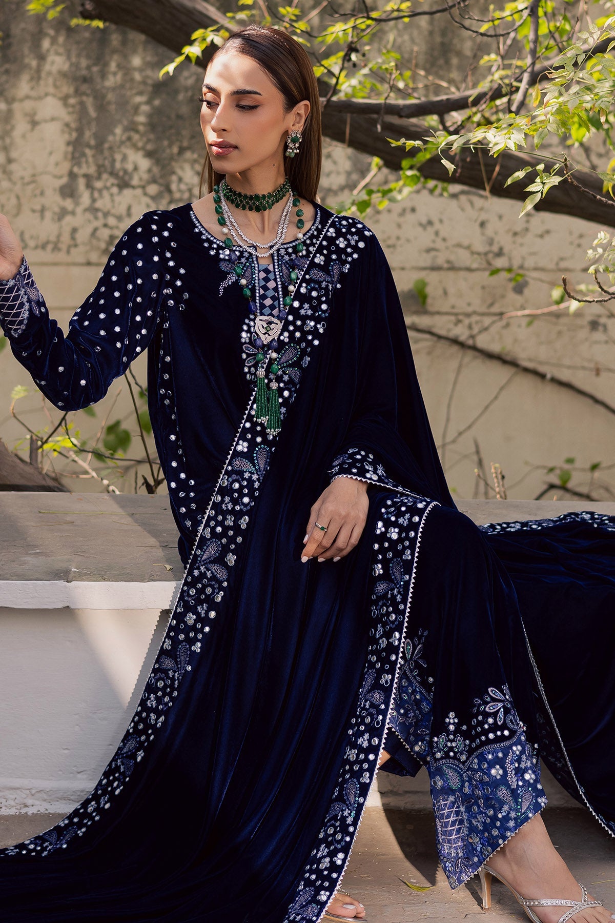 NW-121 | MAYA VELVET | NUREH