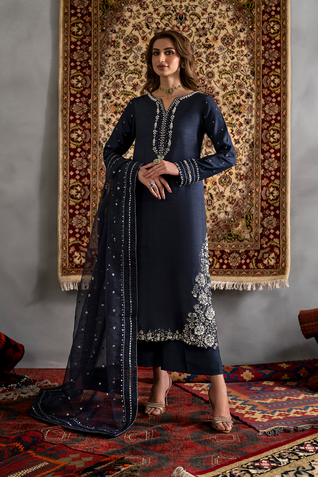 IRS-11 | LUXE RAW SILK | IZNIK in UK USA UAE online kapraye.com