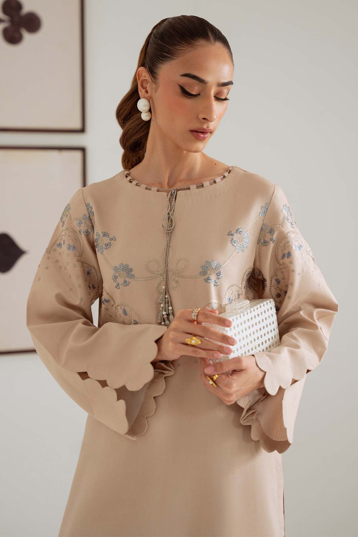 NP-688 | Shades Of Winter | Nureh