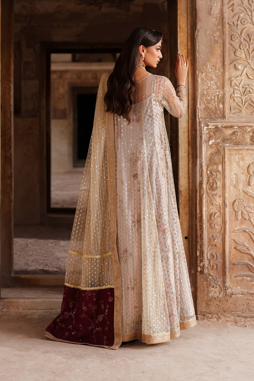 UE-548 Embroidered Net | Printed Formals | IZNIK