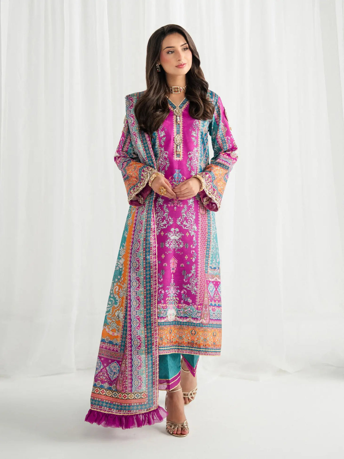 Magenta Mischief | AIRA PRINTED SILK | GULAAL Free Shipping to UK/USA/UAE Kapraye