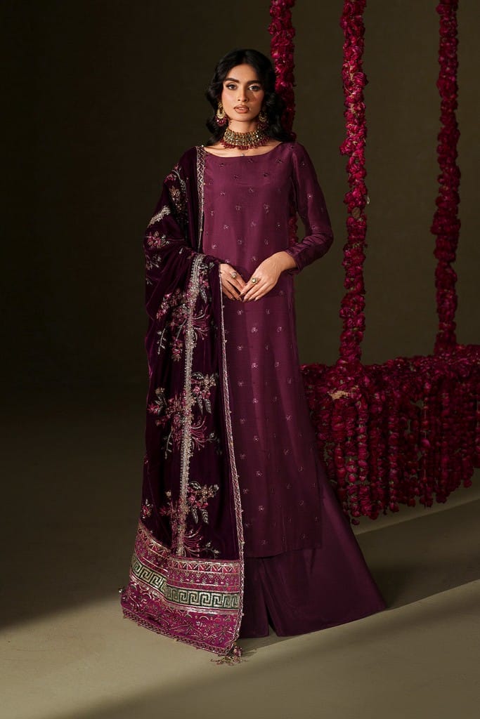 IV-68 Embroidered Velvet | VELVET EDIT II | IZNIK