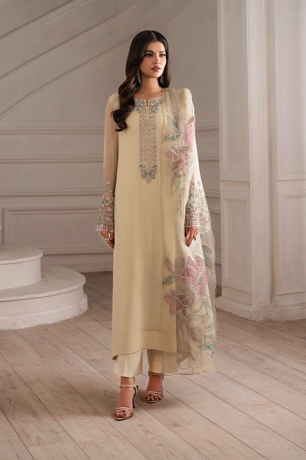 UE-413 EMBROIDED CHIFFON | NOOR ANGAN SEMI FORMALS | IZNIK
