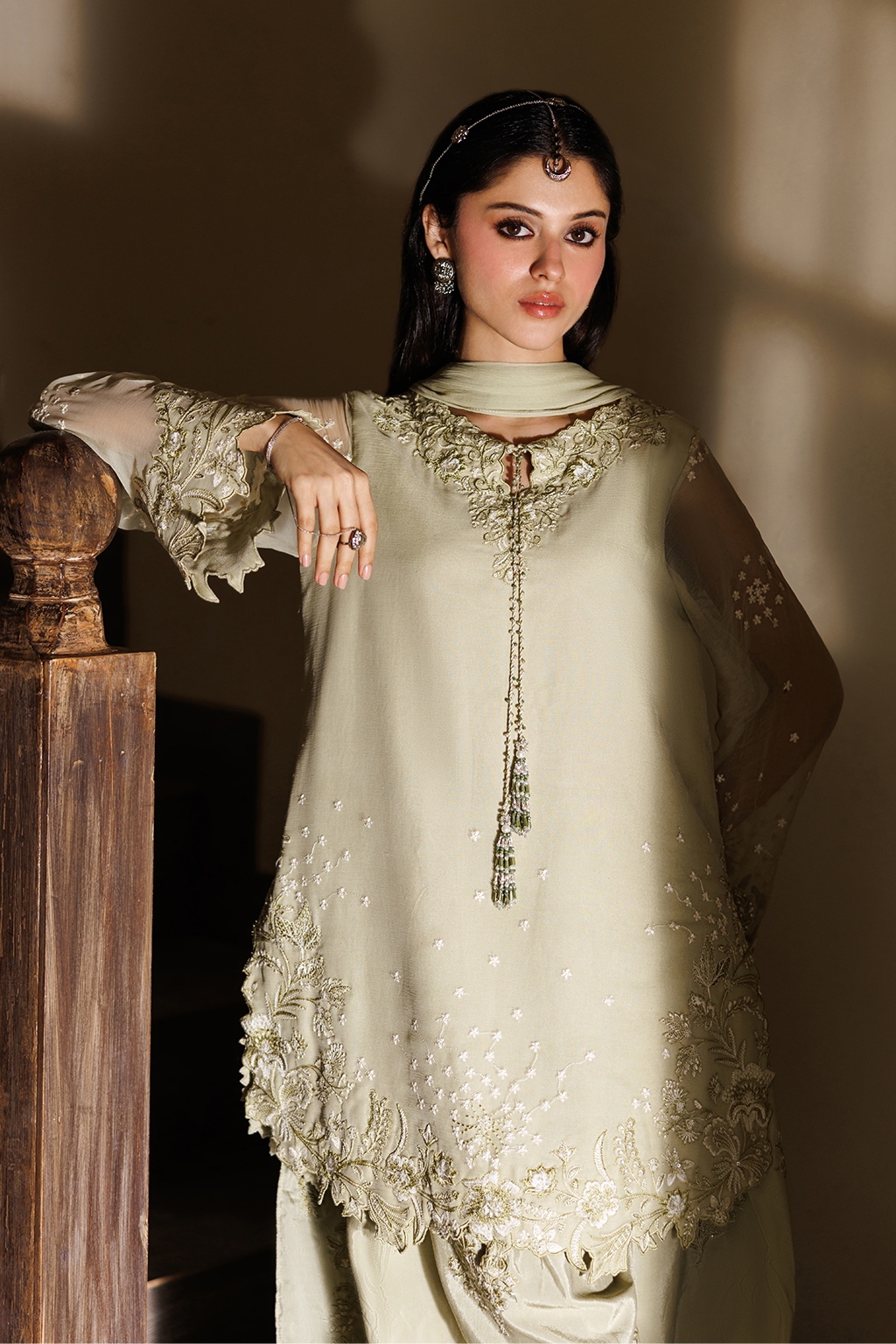 CC-101 Embroidered Chiffon | NOOR ANGAN SEMI FORMALS | IZNIK
