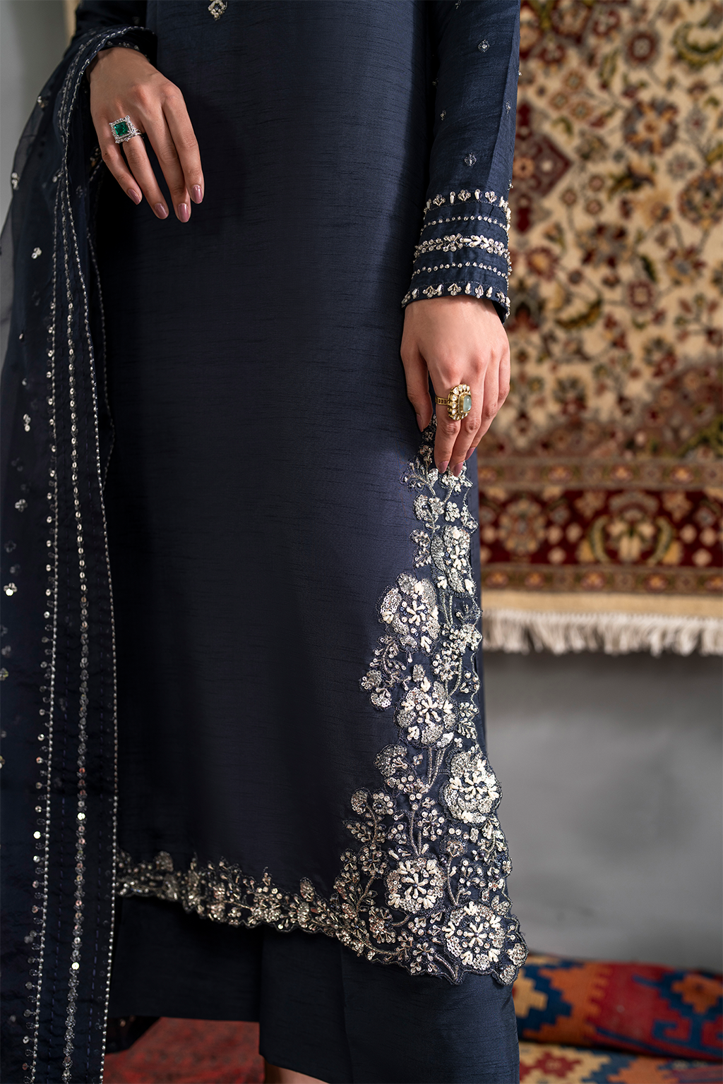 IRS-11 | LUXE RAW SILK | IZNIK in UK USA UAE online kapraye.com