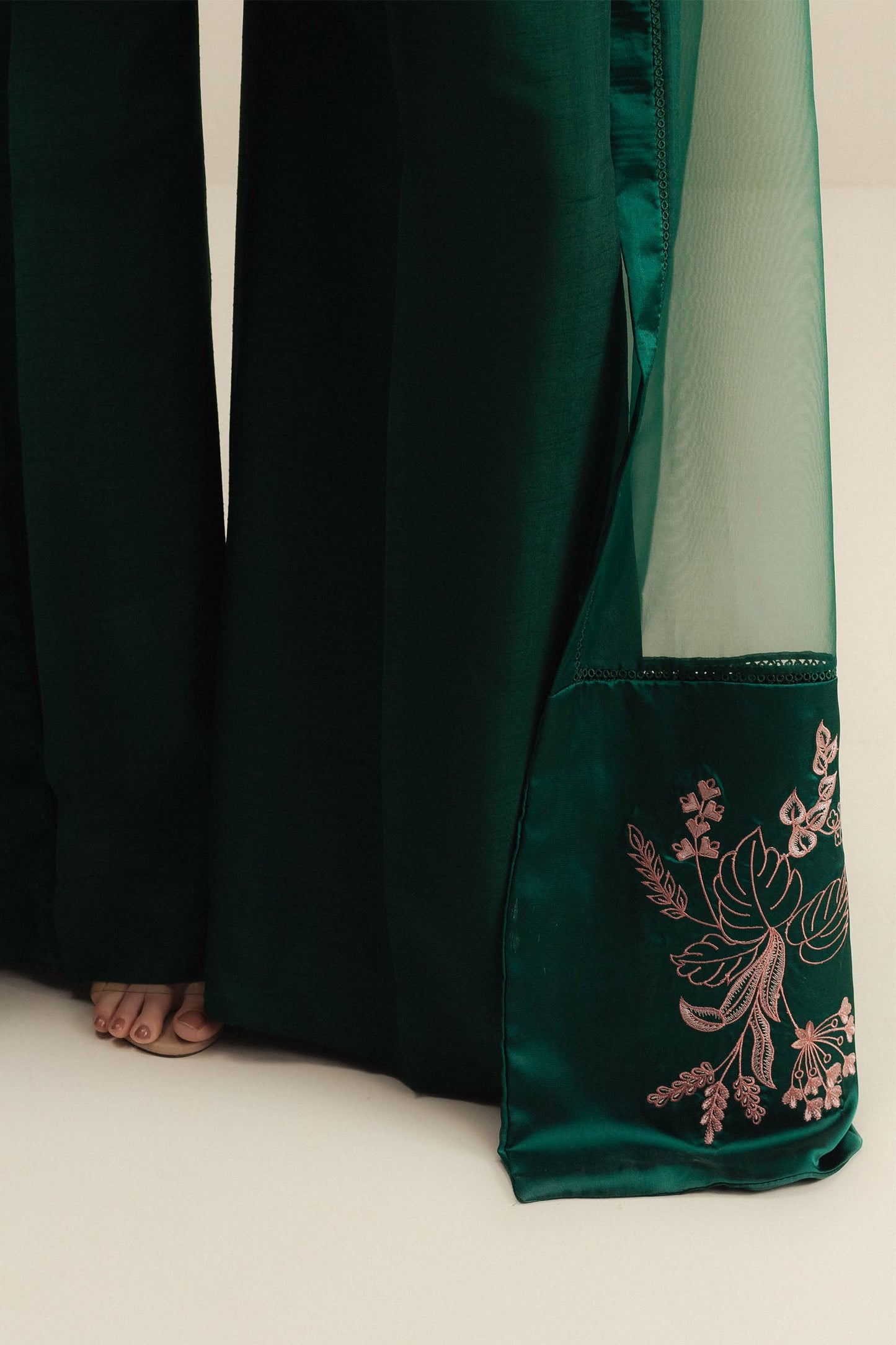 Gulraiz | A/W Festive 2025 | Zara Shahjahan