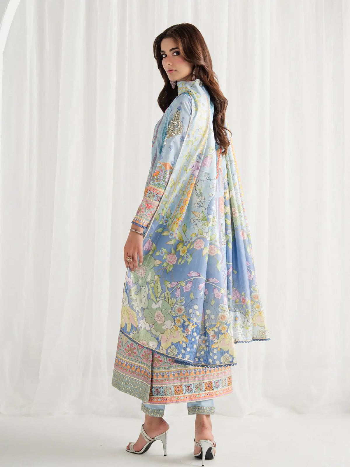Misty | AIRA PRINTED SILK | GULAAL Free Shipping to UK/USA/UAE Kapraye