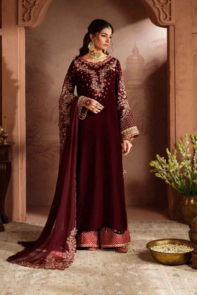 IV-55 Embroidered Velvet | VELVET 26 | IZNIK