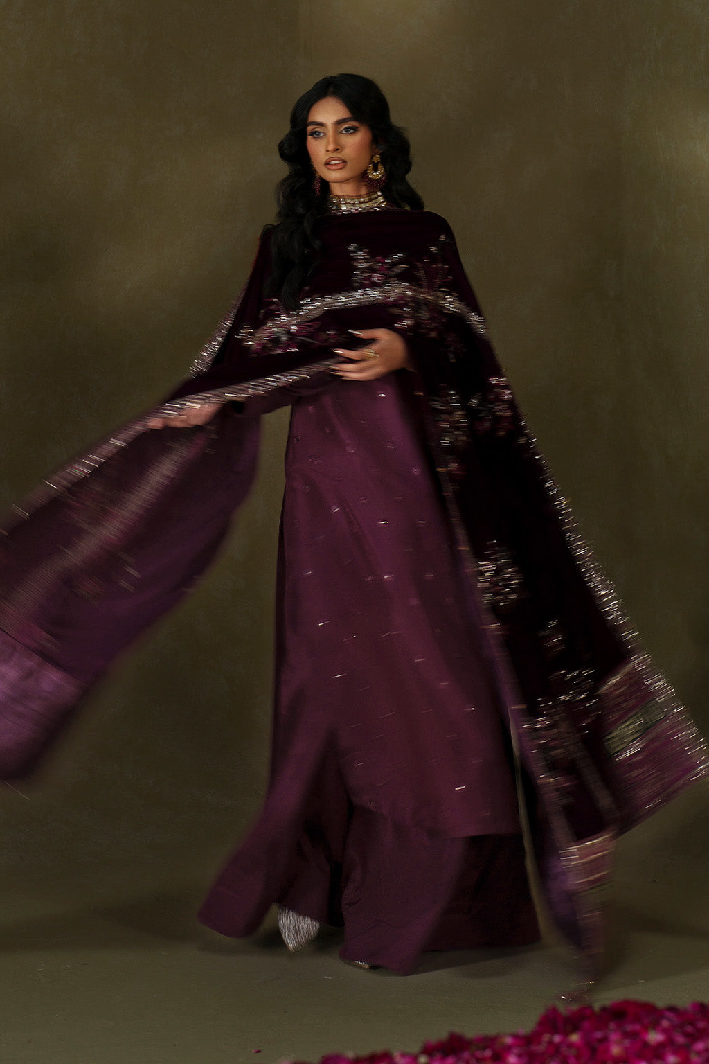 IV-68 Embroidered Velvet | VELVET EDIT II | IZNIK