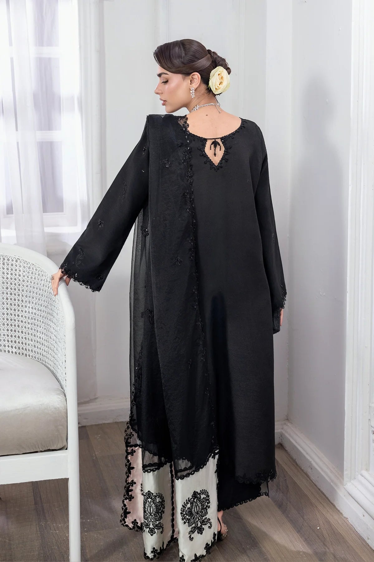 Eclipse | LUMEIRE SILK | RANG RASIYA