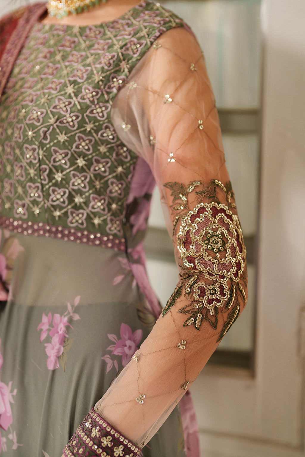 UE-541 Printed Raw Silk | Printed Formals | IZNIK