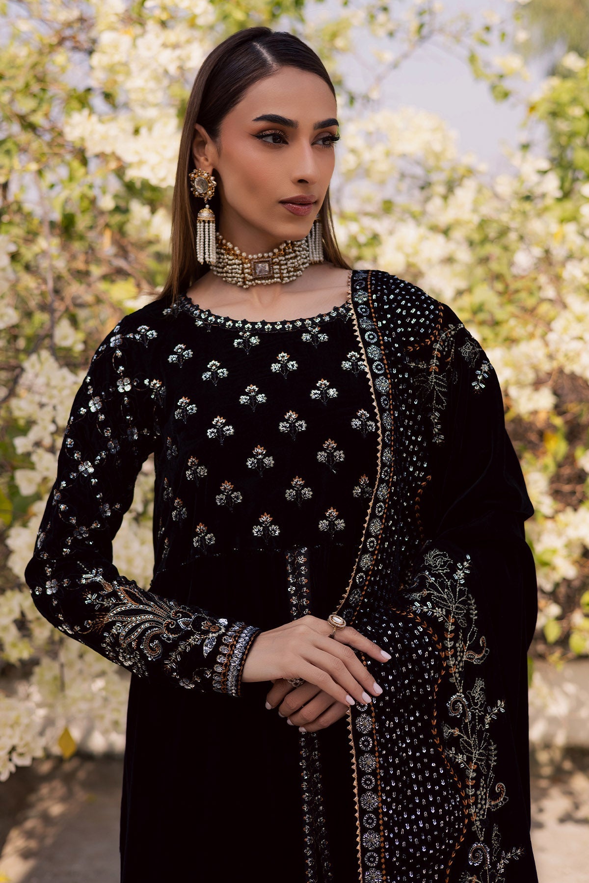 NW-125 | MAYA VELVET | NUREH