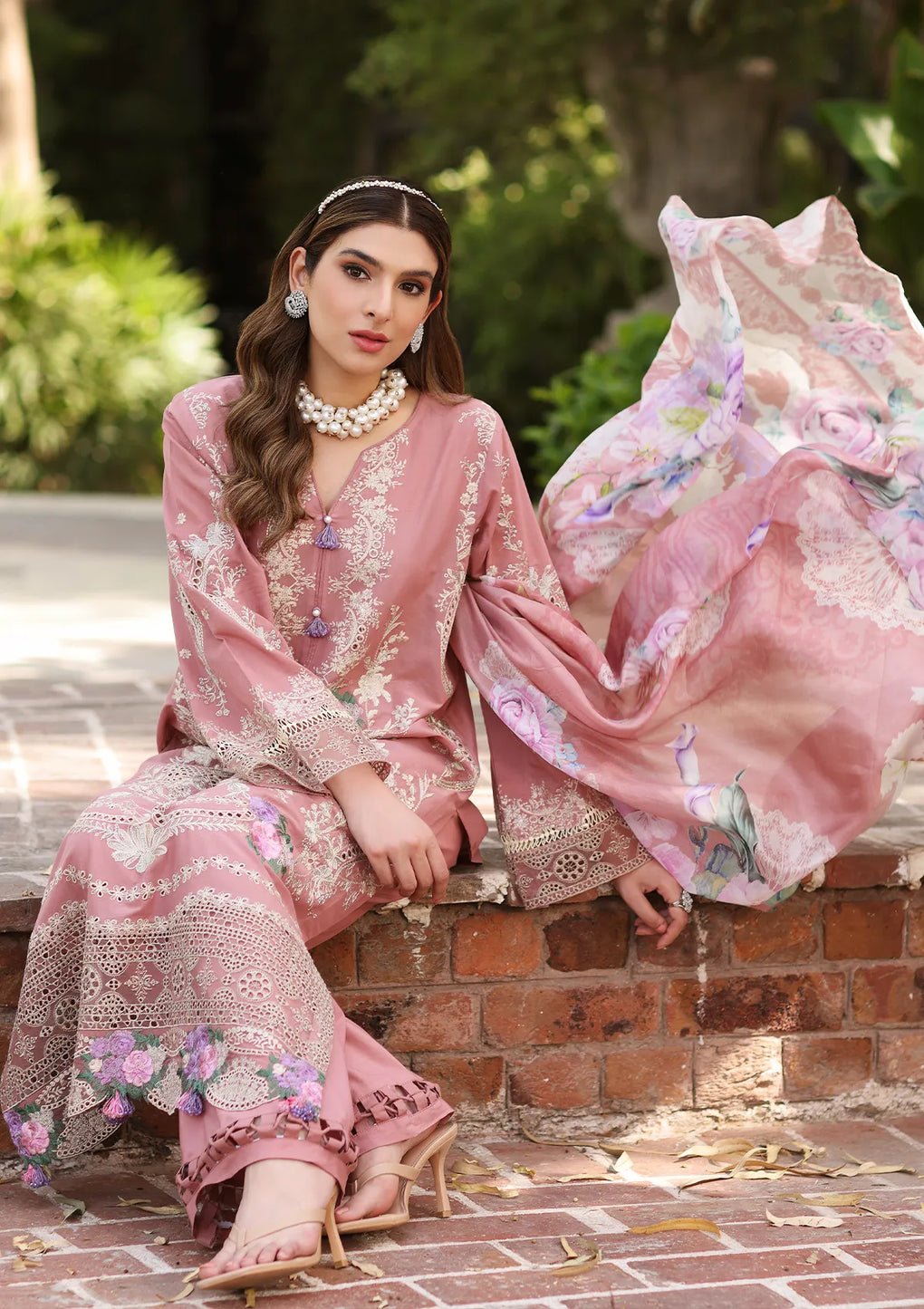 ECF-11B GISELLE || ELAF Festive Chikankari 2023 Vol II || Elaf Premium in UK USA UAE online kapraye.com