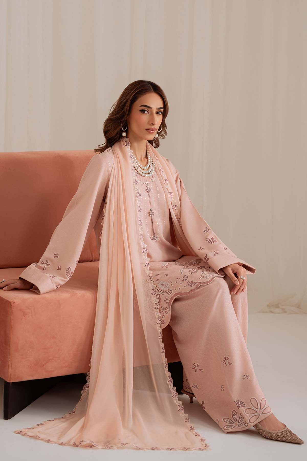 NP-684 | Shades Of Winter | Nureh