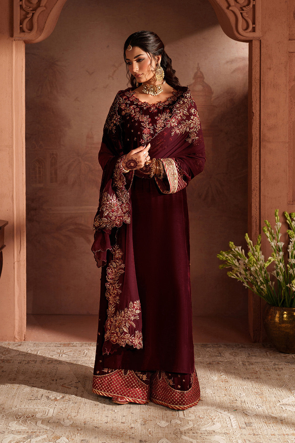 IV-55 Embroidered Velvet | VELVET 26 | IZNIK