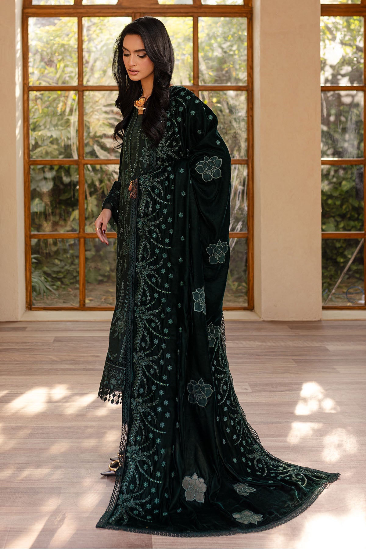 NE-125 | SHAWL COLLECTION | NUREH in UK USA UAE online kapraye.com