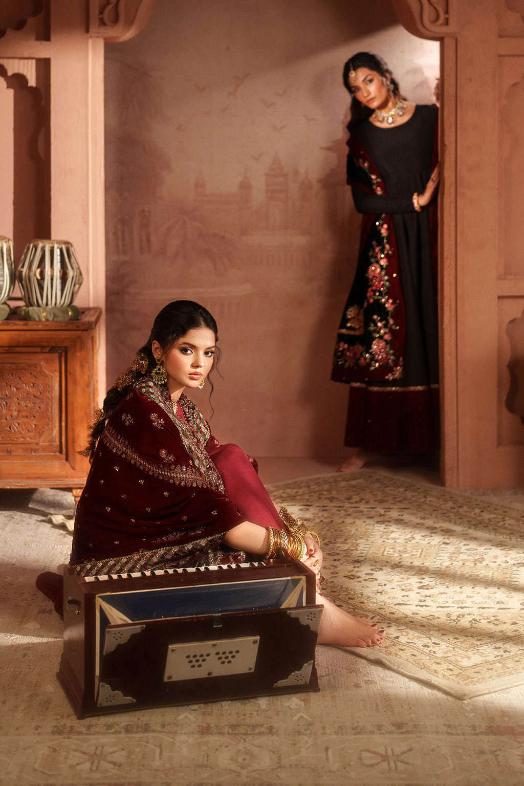 IV-59 Embroidered Velvet | VELVET 26 | IZNIK
