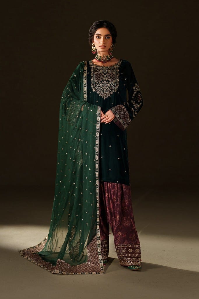 IV-69 Embroidered Velvet | VELVET EDIT II | IZNIK
