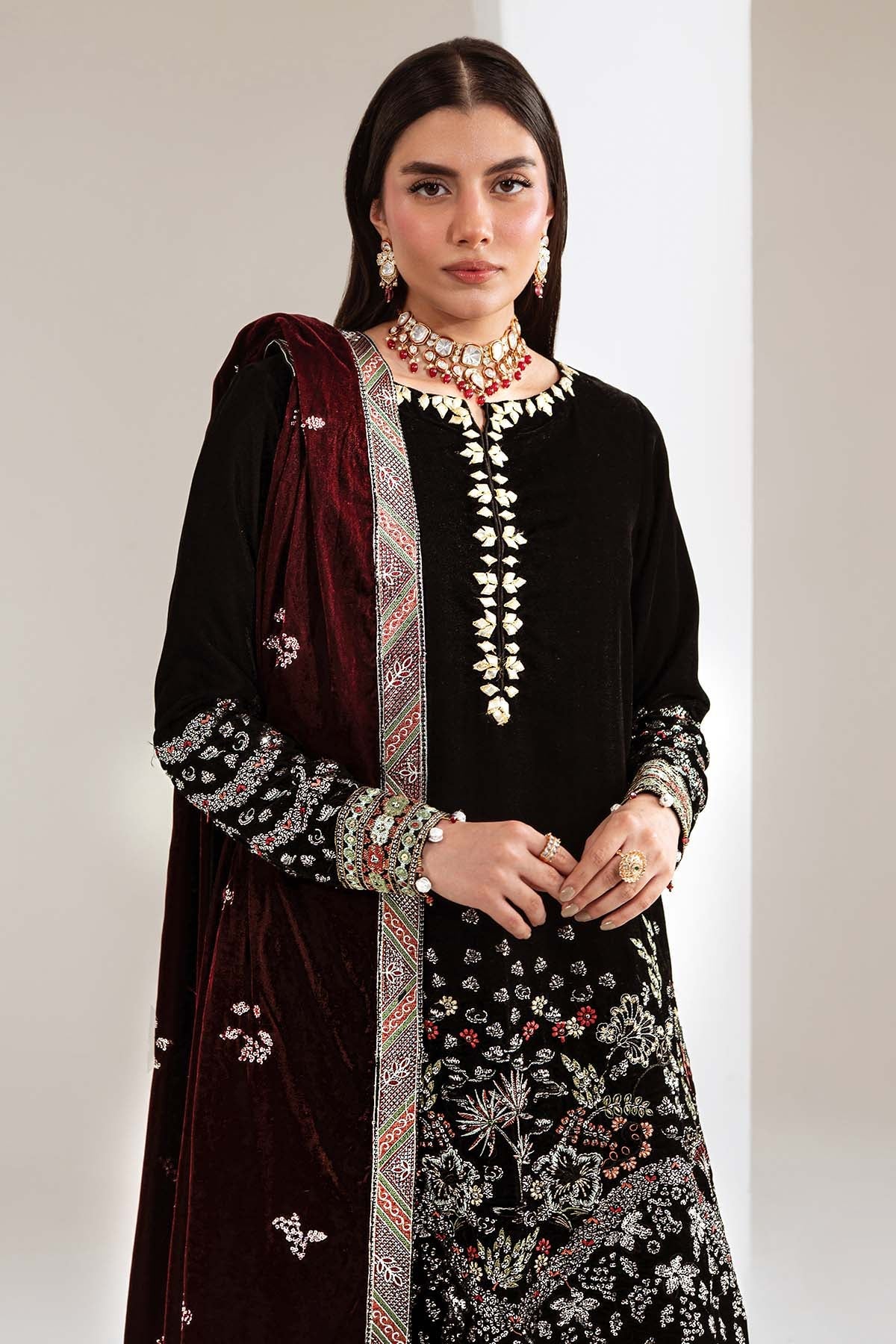 NW-113 | MAYA VELVET | NUREH