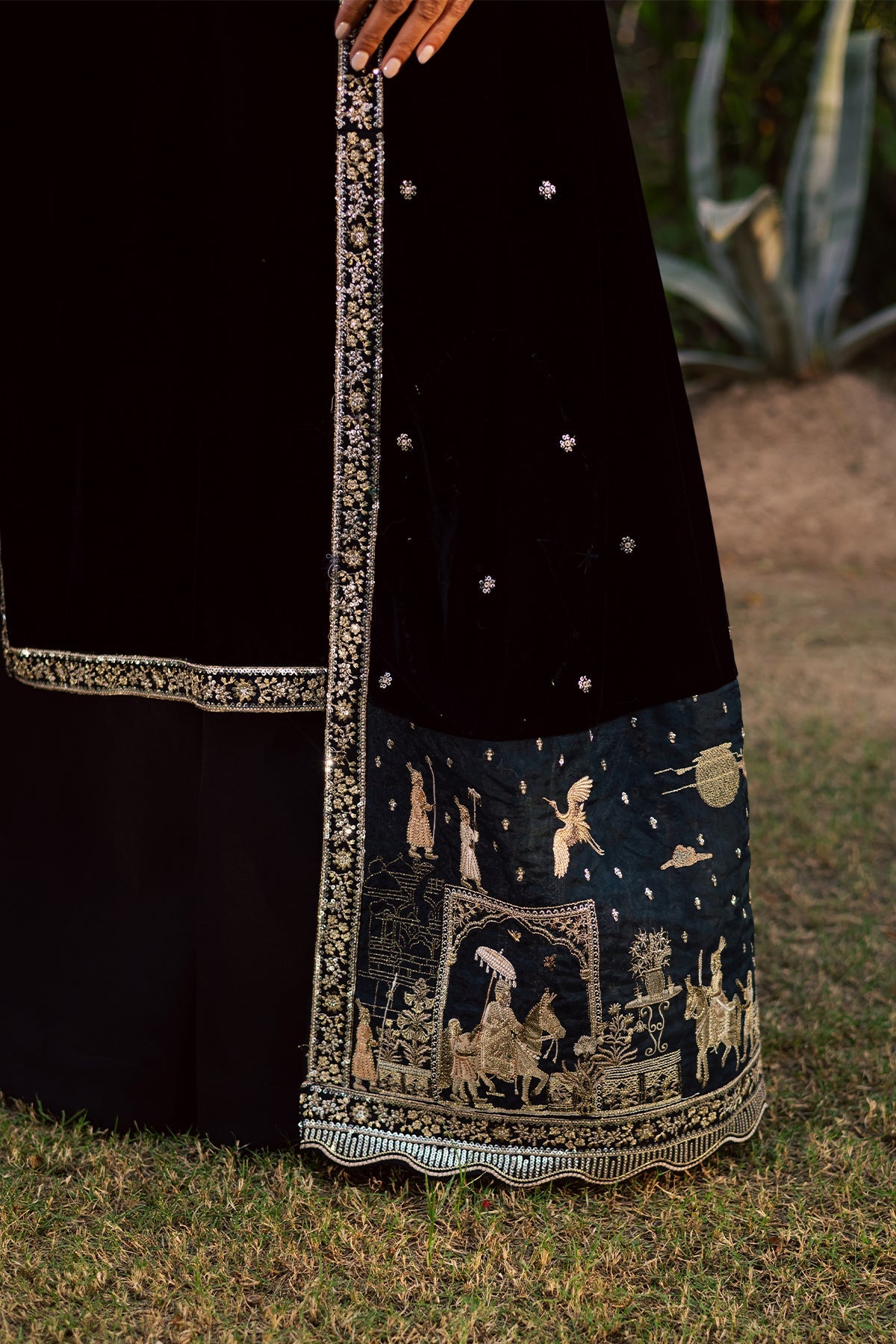 NW-118 | MAYA VELVET | NUREH