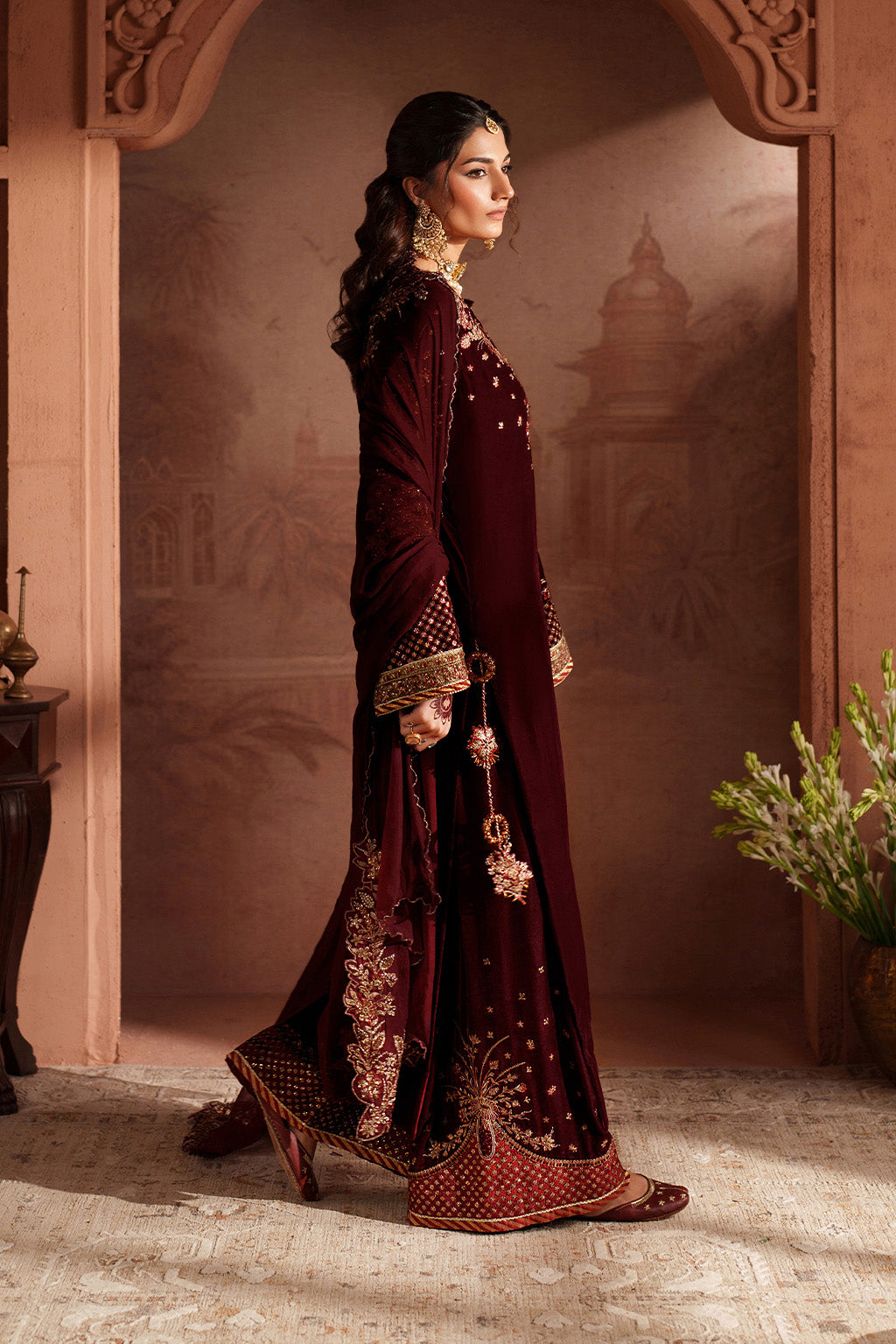 IV-55 Embroidered Velvet | VELVET 26 | IZNIK