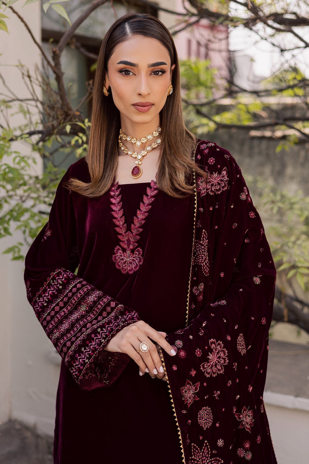 NW-120 | MAYA VELVET | NUREH