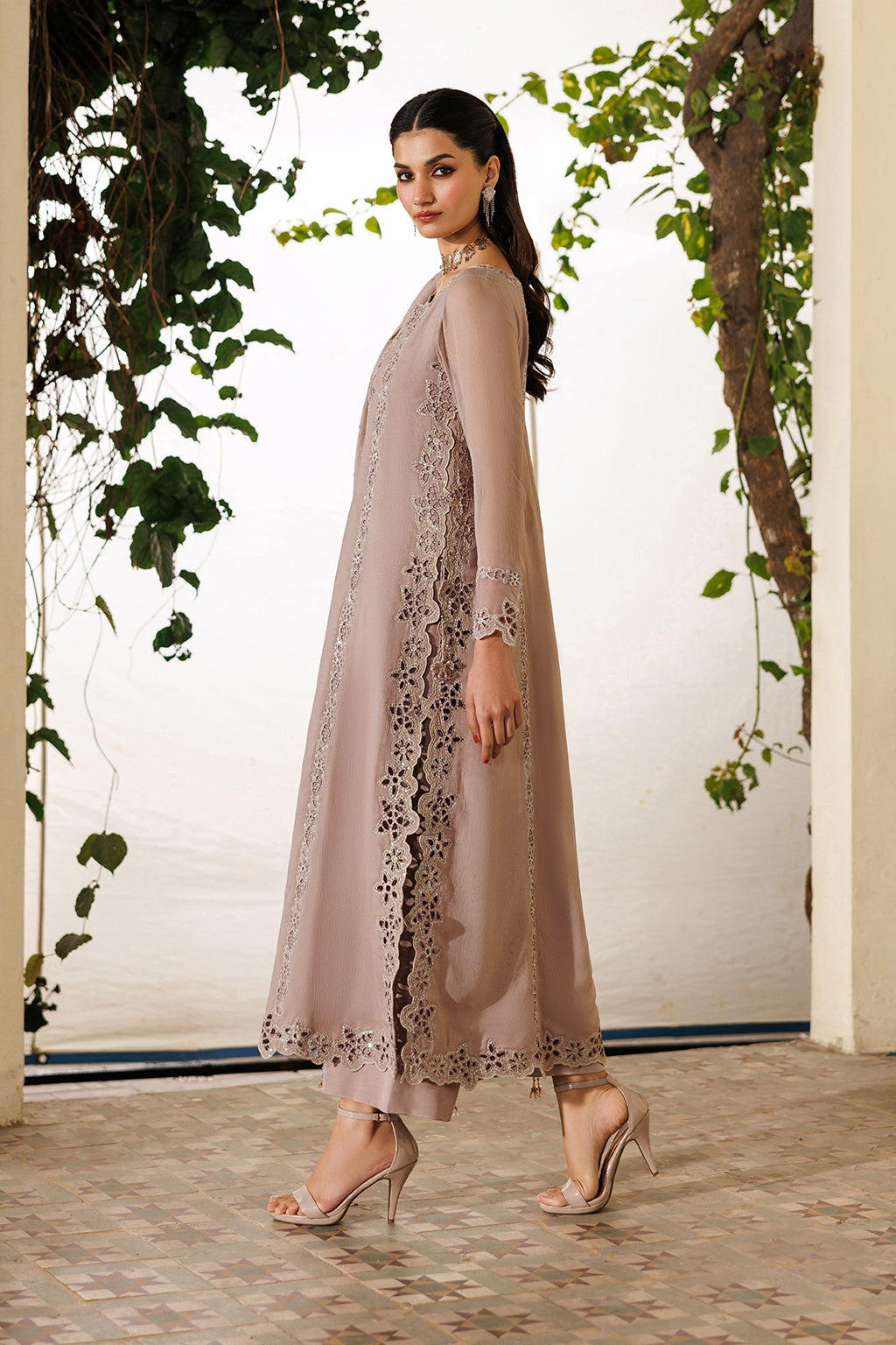 CC-92 Plain Chiffon | NOOR ANGAN SEMI FORMALS | IZNIK