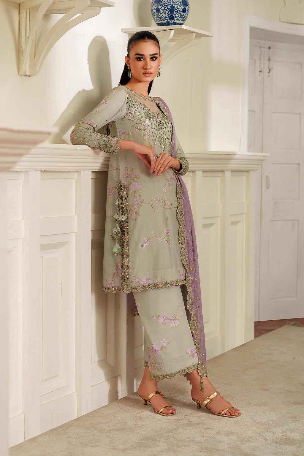 UE-539 Printed Raw Silk | Printed Formals | IZNIK