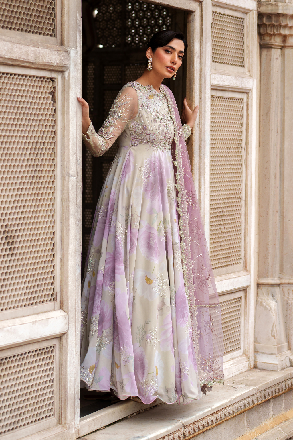 UE-546 Embroidered Chiffon | Printed Formals | IZNIK