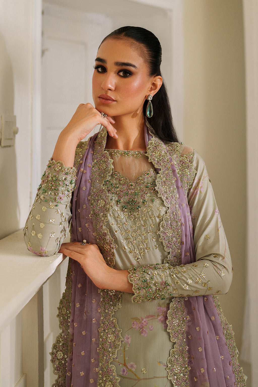 UE-539 Printed Raw Silk | Printed Formals | IZNIK