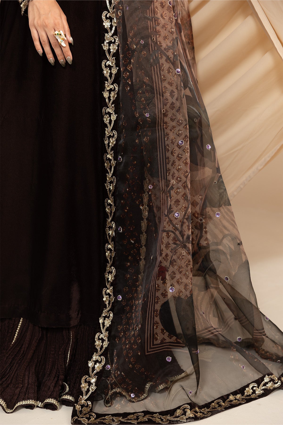 AF-VLT-2211-Aries | L’AMOUR ’25 – Luxury Handmade Velvet Collection | ALIZEH FASHION