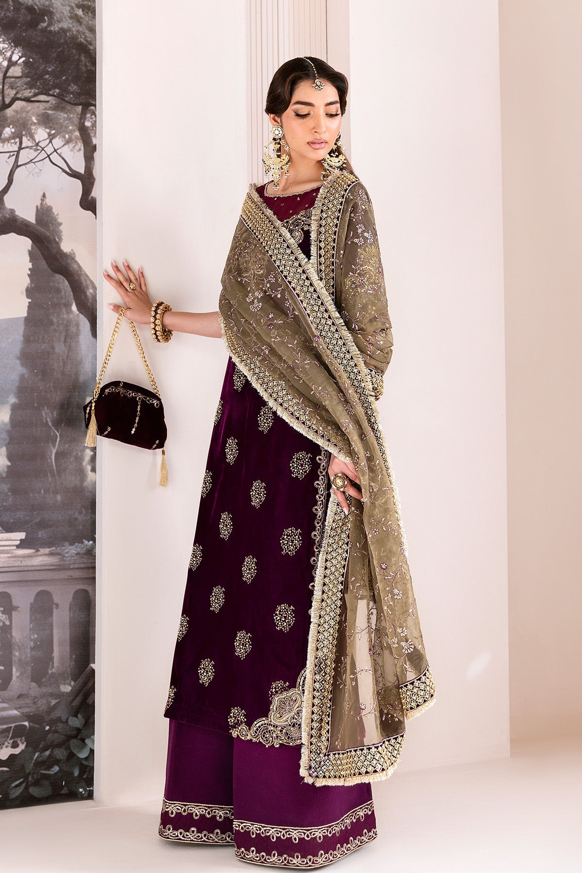 AF-VLT-2228-Zarlish | MAKHMAL - Luxury Velvet Edit | ALIZEH FASHION