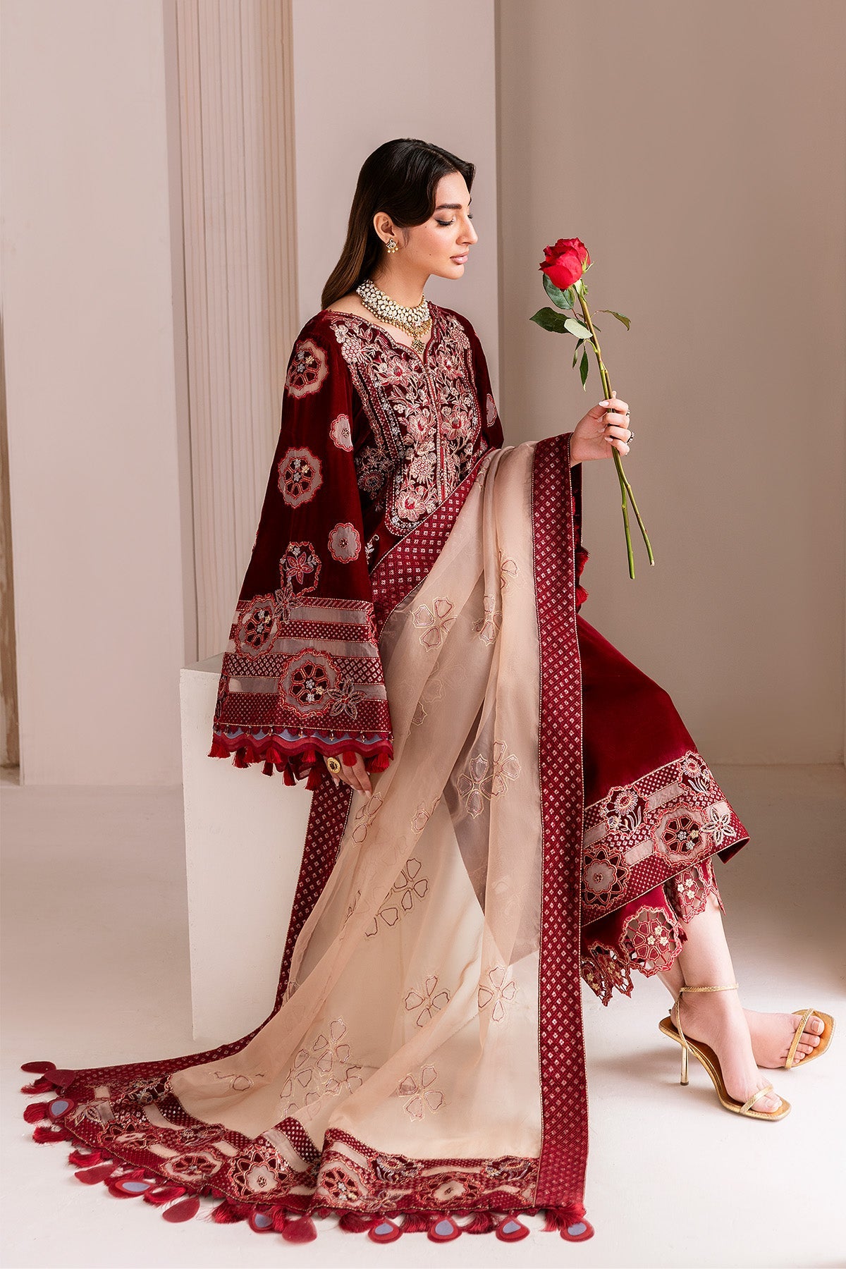 AF-VLT-2226-Velzari | MAKHMAL - Luxury Velvet Edit | ALIZEH FASHION